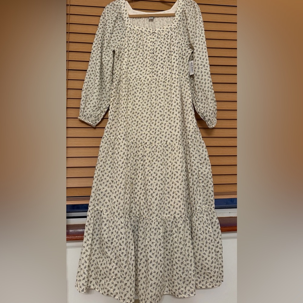 Old Navy Cream Floral Long Sleeve Maxi  Dress